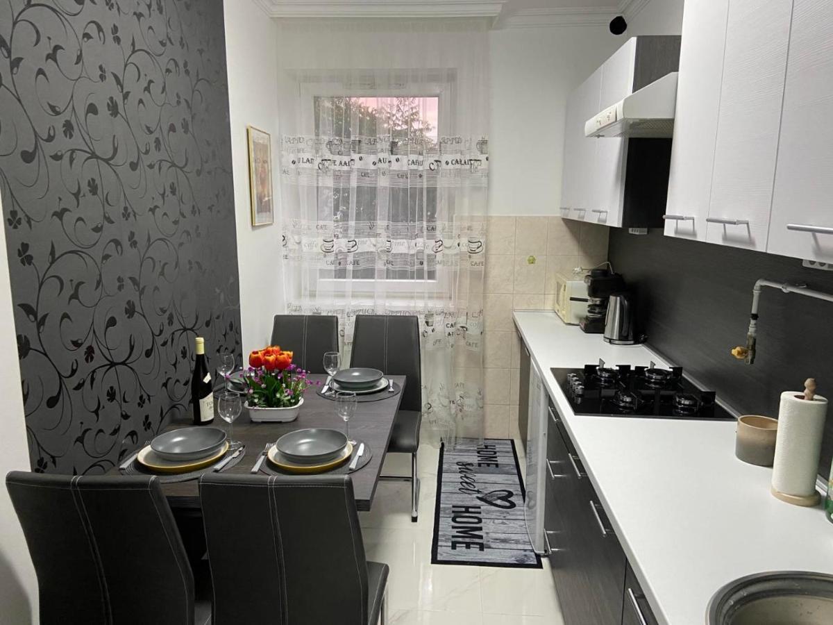 Melinda Apartman คิชวาร์ดา ภายนอก รูปภาพ
